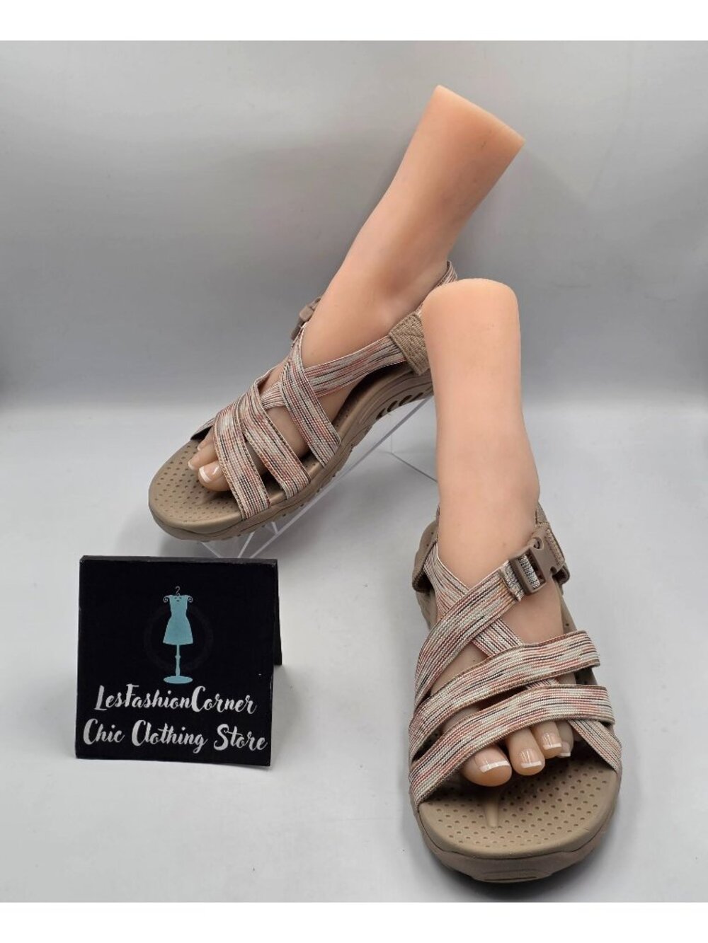 NWOB Skechers Women's Taupe Multicolor Reggae Tropical Trail Sandals Sz 11 3954
